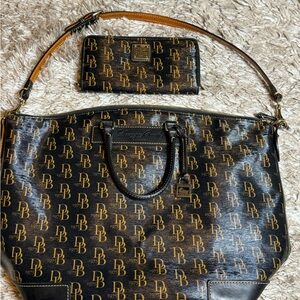 Dooney & Bourke Black and Tan Logo Shoulder Bag